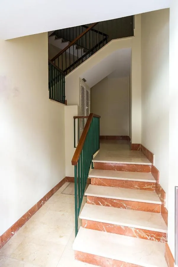 Plaza Uncibay Apartment Malaga 0*,